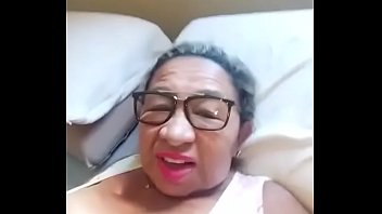 Preview 1 of Dragon Sex Monster - Tiazinha se masturbando cheia de tes&atilde_o