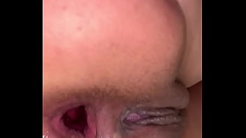 Preview 3 of Fat Hairy Pissing - Por el culo