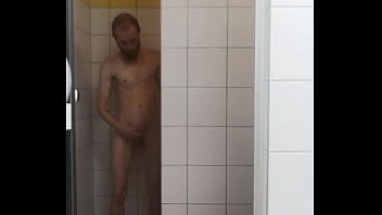 Preview 4 of Seks Grill - Naked in public shower