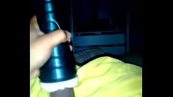 Preview 2 of Www Xxx Bp Mro - Novinho  batendo com masturbador.