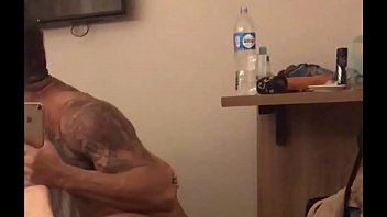 Preview 1 of Sexx Voideo Online - Guto abravanel e hospede