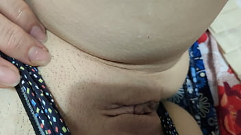 Preview 4 of Real Mom Son Xxx Bd - Gostosa de calcinha  de bucetao rosa lisinha