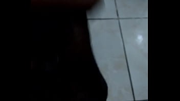 Preview 3 of Big Ass Shirt - Twerk before getting inside the zacuzzi