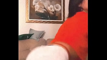Preview 3 of Xxxkarina Kapur - Travesti novinha rebolando a bunda