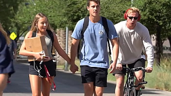 Preview 3 of Gaun Me Sex - very short view,  but worth it,  perfect ass of sexy guy in bicycle in the background