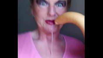 Preview 4 of Arbaj Xxxnx - Ilona shows her amazing deepthroat skills again