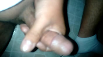 Preview 3 of Sister Hangbang - Alisando meu pau gostoso