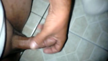 Preview 1 of Sister Hangbang - Alisando meu pau gostoso