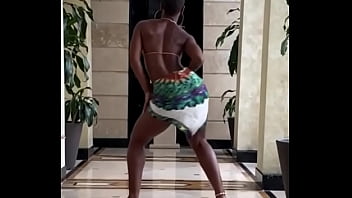 Preview 2 of Indian Axe Move - negra gostosa dan&ccedil_ando sensualmente