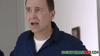 Preview 1 of Voll Abgespritzt - Esta Ninf&oacute_mana esta caliente y folla a su hermano son&aacute_mbulo ver completo aqu&iacute_: http://fumacrom.com/AoFg
