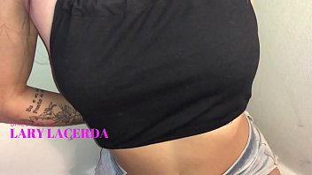 Preview 1 of Car Anal Place - Ninfeta engasgou gostoso no pau do neg&atilde_o (FULL VIDEO ON XVRED)