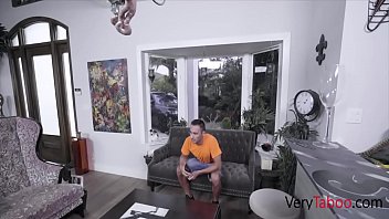 Preview 1 of Kleiner Bruder Onaniert - Conservative StepBrother And Sister Fuck Virgin Sister