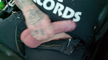 Preview 1 of Findfilm De Pourno - Big cock edge