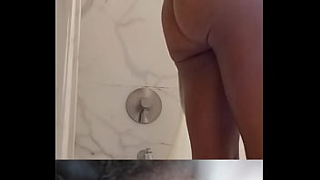 Preview 3 of Olid J Com - Thot in Texas - Shower &amp_ Bareback Fucking a Milf