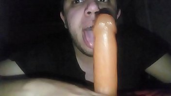 Preview 4 of Xxtraa Small - Garganta profunda 24