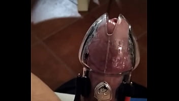 Preview 1 of Nsu Ol Sri Lankan Sex Vidiyo - cum in a cage