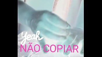 Preview 2 of Shy Love Alex Sanders - Loira Casada Treinando no Consolo Ricard&atilde_o Negro