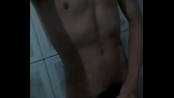 Preview 1 of Cryieng Tears - Corpinho sexy a espera do comedor