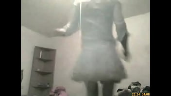 Preview 1 of Alix Cox - Valentina travesti maricona dancing
