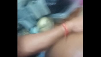 Preview 4 of Russian Teen Real Defloration - Fudendo amiga casada safada no cafofo do Salsero