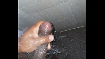 Preview 1 of Sexy MoRocco - Mostrando mi pene (peque&ntilde_a pero juguetona)