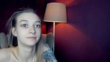 Preview 4 of Sophie Dee Mean Dungeon - Kai&#039_Sa K/DA part 1
