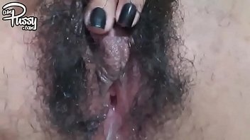 Preview 3 of Sex Dnio Hq - Extreme close-up hairy pussy masturbation