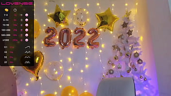 Preview 3 of Old Jungen - Witness the Moment That Wet Cunt Squirts Live At New Year&#039_s Eve,  All for Your Pleasure