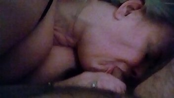 Preview 2 of Loira Tatuada Viamo - Wife blow job