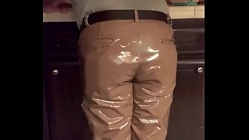 Preview 1 of Lengerie Mom - Brown leather pants dude masturbating