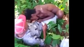 Preview 1 of Jordan El Nino Polla - Joven grabada en la selva