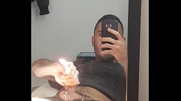 Preview 4 of Public Cumshot Unaware - S&oacute_ na punheta