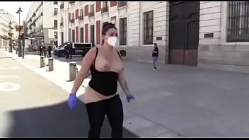 Preview 3 of Are You Sleeping - Desnuda por la calle