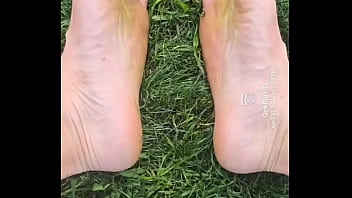 Preview 2 of China Shcool Grils Xx - Feet flexing in the grass...