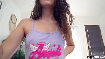 Preview 2 of Bengali Maa Baba Sex Video - Kinky Family - Gave stepsis Liz Jordan more sex practice