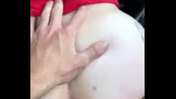 Preview 4 of Xxx Dar Khab Bus - Branquinha Loira sentando com a buceta gostoso e recebendo prazer dentro do carro amador
