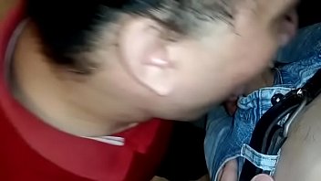 Preview 1 of Www Holly Porn - Se la chupo en el trabajo