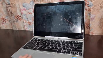 Preview 2 of Video Xx Bokep - Laura fucks the technician to repair her computer earlier because she has no money to repair it.