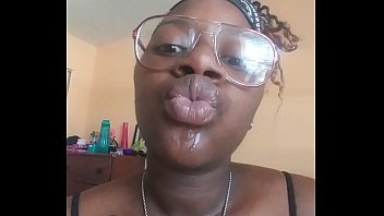 Preview 3 of Little Boy Xxxx Aunty - Naejae gets freaky during mouth tour