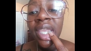 Preview 4 of Little Boy Xxxx Aunty - Naejae gets freaky during mouth tour