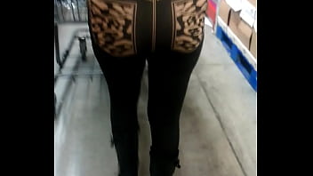 Preview 3 of Redhead Cheat On Her Bf - Mi esposa de compras
