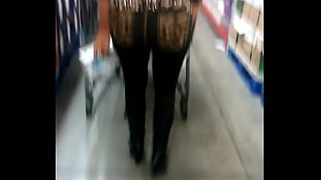 Preview 1 of Redhead Cheat On Her Bf - Mi esposa de compras