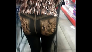 Preview 4 of Redhead Cheat On Her Bf - Mi esposa de compras