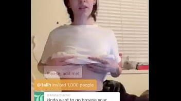 Preview 1 of Horse And Women Xvideos 2016 - Girl Penetrated With A Banana On Periscope
