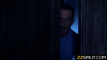 Preview 1 of Bf Xxx 3dp - stepDad creeps up at night