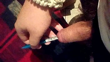 Preview 3 of Bally Kiss - Jugando con mi uretra