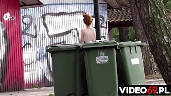 Preview 1 of Kamsutr Sex Vidio - Polskie porno - Nagi spacer z kamerą