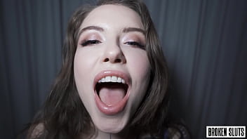 Preview 1 of Intip Makcik Mandi - THAT&#039_S HOW YOU GO VIRAL ON TIKTOK - Eden Ivy Takes It Balls Deep