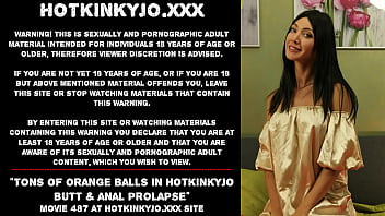 Preview 1 of Phoneizon Azul - Tons of orange balls in Hotkinkyjo butt &amp_ anal prolapse