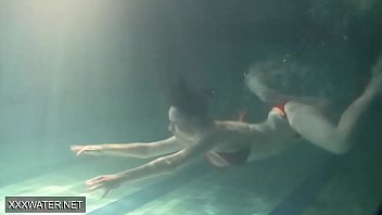 Preview 1 of Fat Mom Bbw Boobs - Super hot sister Anna Siskina with big tits in the swimming pool